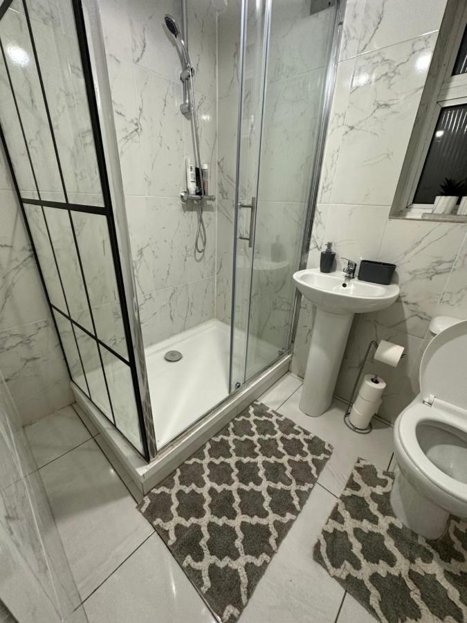 Luxury Apartment On Anfield Ливърпул Екстериор снимка