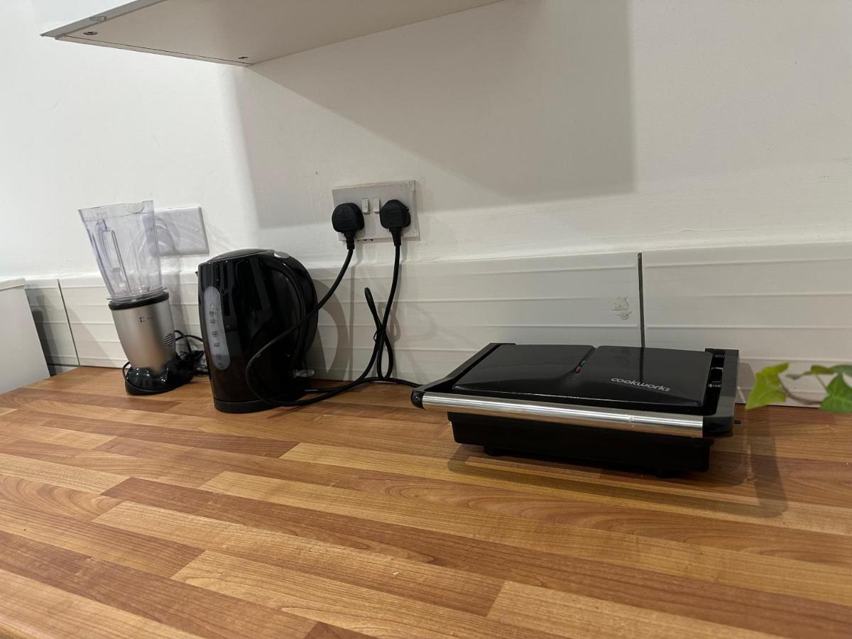 Luxury Apartment On Anfield Ливърпул Екстериор снимка
